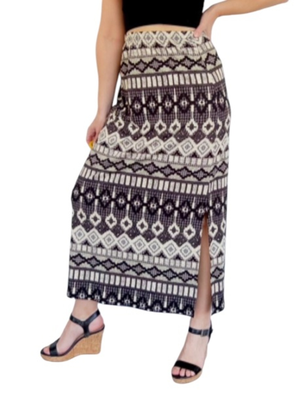 Notations Petite black and tan tribal print stretch maxi skirt size medium